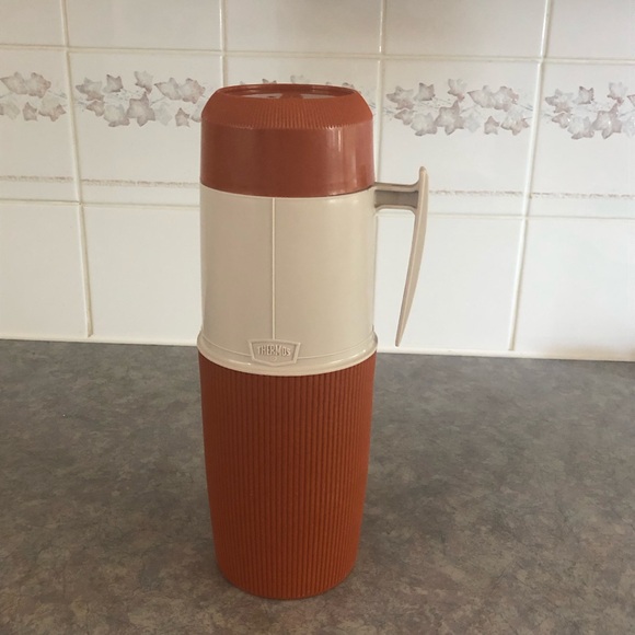 70's Large Thermos - Hot/Cold Liquid - Travel Thermos - Camping - RV - Food - Picture 8 of 12